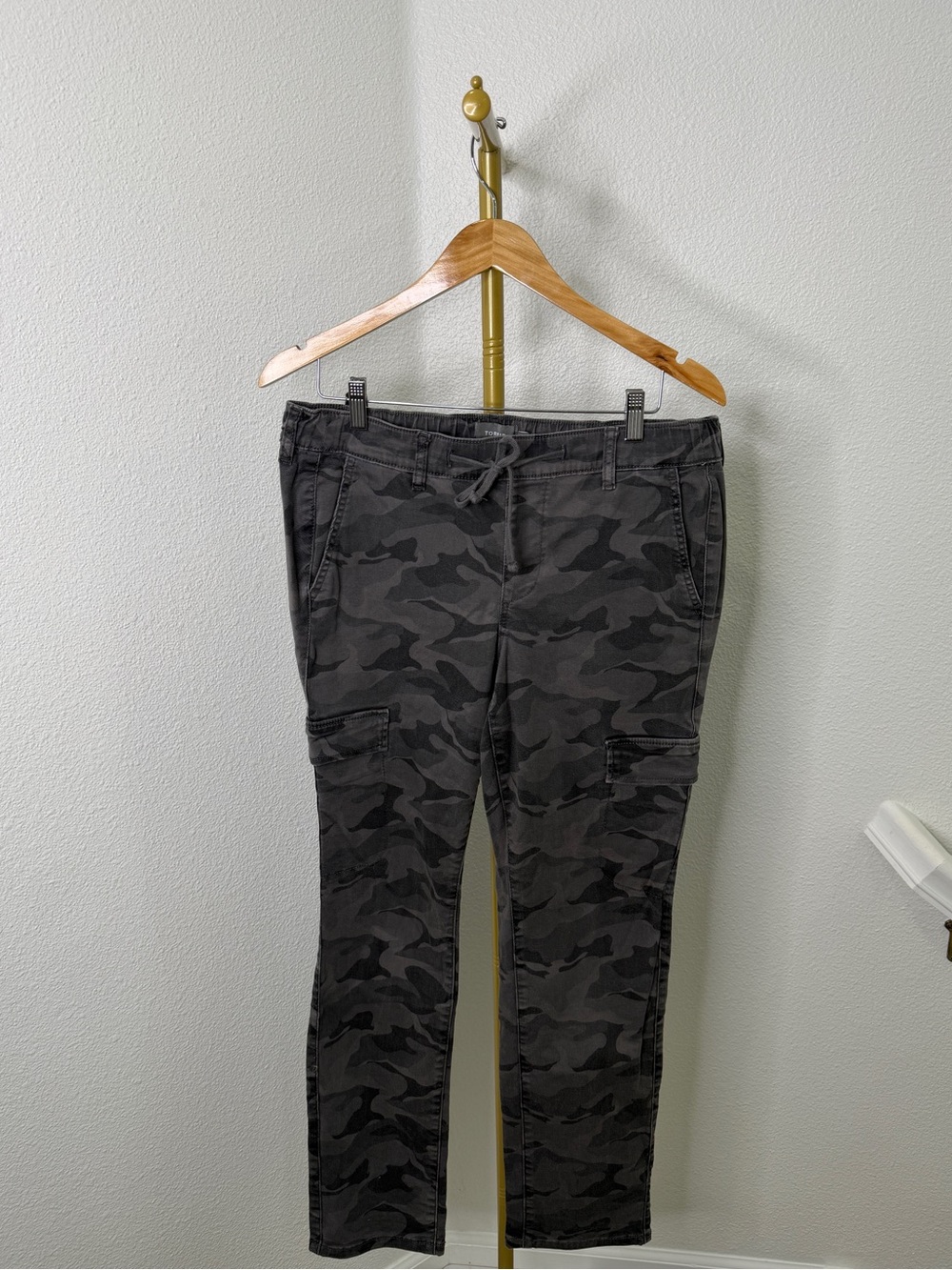 Torrid Weekend Straight Cargo Pants Camo Cadet Gray Size 0 Reg (Plus Size 12)